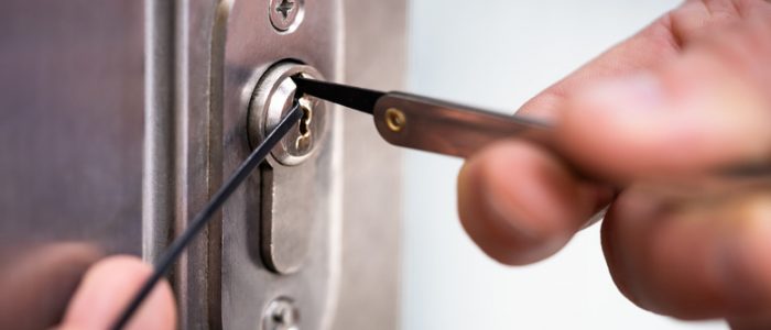 Locksmith,Man,Fixing,Door,Lock.,Lockpicker,Technician